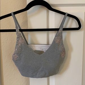 ONeill sports bra/ crop top